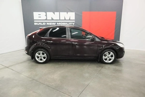 Хэтчбек Ford Focus 2009 года, 725000 рублей, Курск