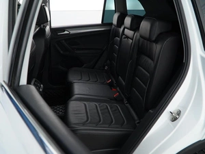 Внедорожник Volkswagen Tiguan 2021 года, 2370900 рублей, Москва