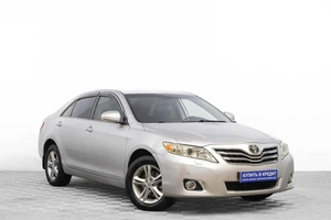 Седан Toyota Camry 2011 года, 1199000 рублей, Барнаул
