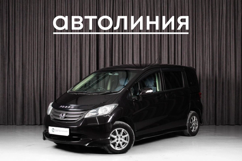 Минивэн Honda Freed 2009 года, 850000 рублей, Красноярск