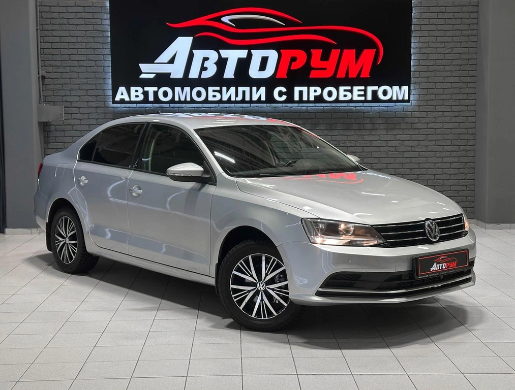 Седан Volkswagen Jetta 2017 года, 1247000 рублей, Красноярск