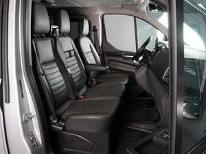 Минивэн Ford Tourneo Custom 2021 года, 4240000 рублей, Красный Пахарь