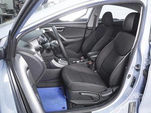 Седан Hyundai Elantra 2011 года, 1150000 рублей, Ростов-на-Дону