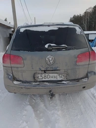 Внедорожник Volkswagen Touareg 2004 года, 751000 рублей, Красноярск
