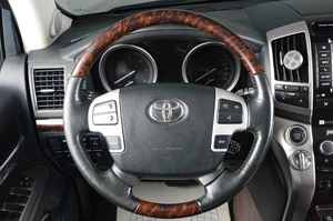 Внедорожник Toyota Land Cruiser 2014 года, 3849000 рублей, Тюмень