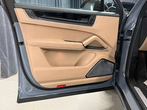 Внедорожник Porsche Cayenne Turbo 2024 года, 29000000 рублей, Павловская Слобода