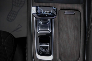 Внедорожник Geely Monjaro 2025 года, 4149000 рублей, Кемерово