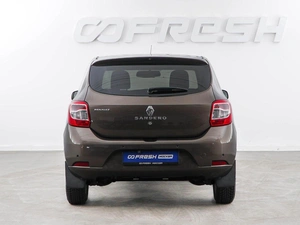 Хетчбэк Renault Sandero 2018 года, 1199444 рублей, Москва