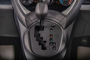 Хетчбэк Toyota Ractis 2014 года, 1219000 рублей, Томск