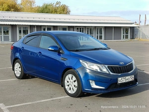 Седан Kia Rio 2013 года, 850000 рублей, Красноярск
