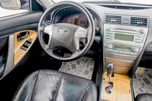 Седан Toyota Camry 2006 года, 1169000 рублей, Барнаул