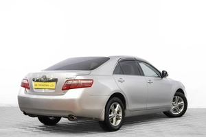 Седан Toyota Camry 2011 года, 1199000 рублей, Барнаул