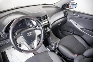 Хетчбэк Hyundai Solaris 2012 года, 649000 рублей, Пермь