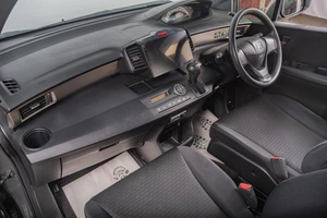 Минивэн Honda Freed 2012 года, 1199000 рублей, Томск