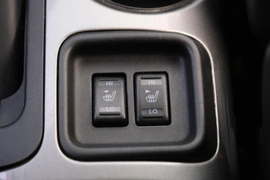 Внедорожник Nissan Juke 2012 года, 1249000 рублей, Омск