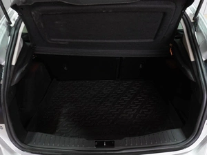 Хетчбэк Ford Focus 2012 года, 849000 рублей, Воронеж