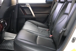 Внедорожник Toyota Land Cruiser Prado 2015 года, 4519000 рублей, Омск