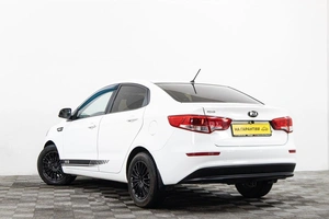 Седан Kia Rio 2015 года, 799000 рублей, Сургут
