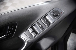 Внедорожник Volkswagen Tiguan 2012 года, 1649000 рублей, Пермь