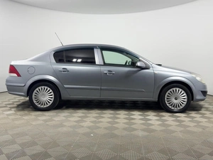 Седан Opel Astra 2008 года, 389900 рублей, Казань