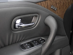 Внедорожник Nissan Patrol 2011 года, 1940000 рублей, Омск