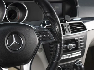 Седан Mercedes-benz C-класс 2011 года, 1750000 рублей, Омск