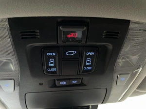 Минивэн Toyota Alphard 2019 года, 4097000 рублей, Солонцы