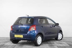 Хетчбэк Toyota Vitz 2005 года, 499000 рублей, Кемерово