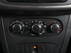 Седан Renault Logan 2019 года, 599000 рублей, Аксай