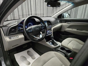 Седан Hyundai Elantra 2020 года, 1245000 рублей, Красноярск