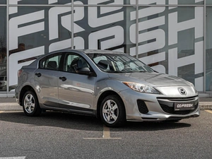 Седан Mazda 3 2012 года, 1020000 рублей, Краснодар