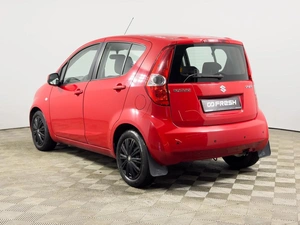 Хетчбэк Suzuki Splash 2011 года, 729900 рублей, Казань