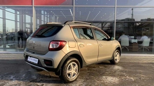 Хетчбэк Renault Sandero Stepway 2016 года, 837000 рублей, Солонцы
