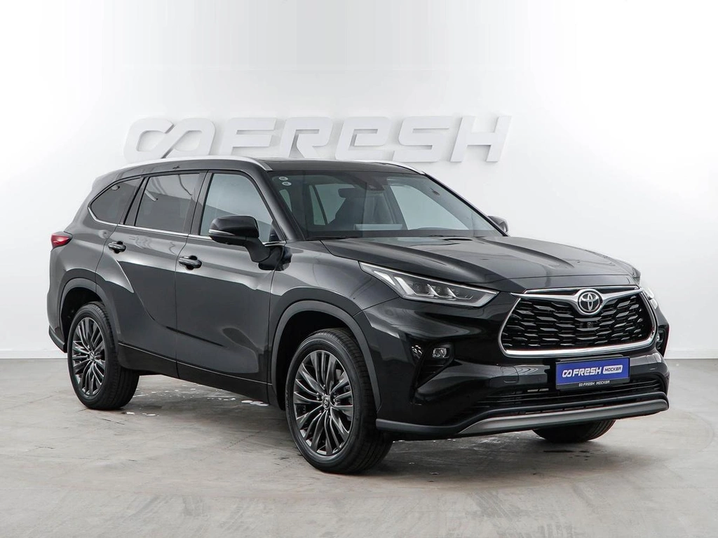Внедорожник Toyota Highlander 2026 года, 5568888 рублей, Москва