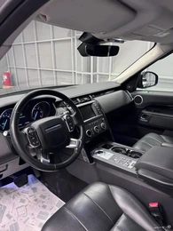 Внедорожник Land Rover Discovery 2017 года, 3657000 рублей, Красноярск