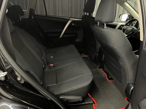 Внедорожник Toyota RAV4 2017 года, 2299000 рублей, Красноярск
