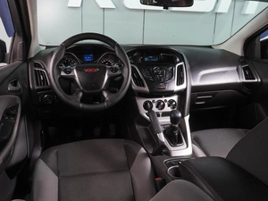 Универсал Ford Focus 2013 года, 799000 рублей, Воронеж