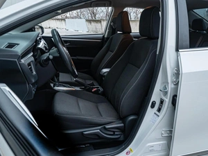 Седан Toyota Corolla 2014 года, 1520000 рублей, Краснодар