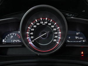 Седан Mazda 3 2014 года, 1339000 рублей, Аксай
