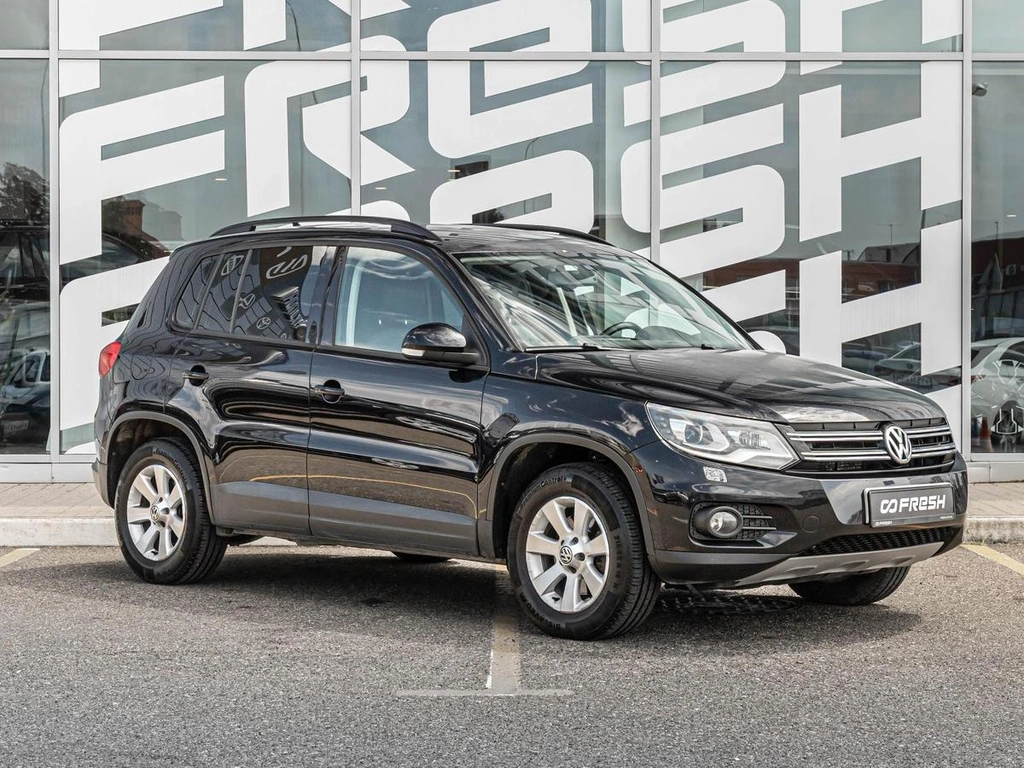 Внедорожник Volkswagen Tiguan 2012 года, 1250000 рублей, Краснодар