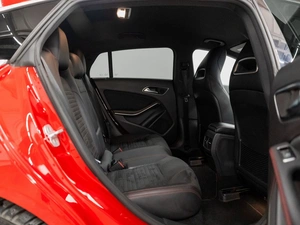 Универсал Mercedes-benz CLA-класс 2015 года, 1400000 рублей, Красноярск