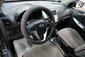 Седан Hyundai Solaris 2011 года, 759000 рублей, Омск