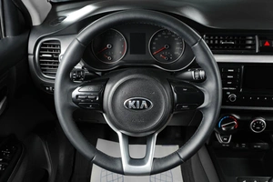 Седан Kia Rio 2017 года, 1099000 рублей, Тюмень