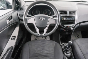 Седан Hyundai Solaris 2014 года, 679000 рублей, Красноярск