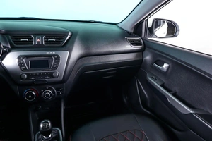 Седан Kia Rio 2014 года, 719000 рублей, Пермь