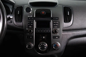 Седан Kia Cerato 2010 года, 739000 рублей, Сургут