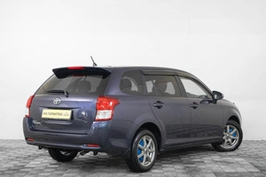 Универсал Toyota Corolla Fielder 2012 года, 1049000 рублей, Кемерово