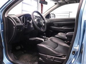 Внедорожник Mitsubishi ASX 2011 года, 990000 рублей, Красноярск