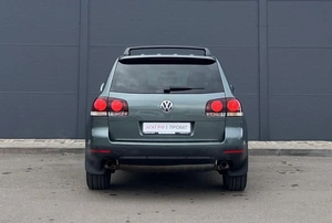 Внедорожник Volkswagen Touareg 2008 года, 925000 рублей, Солонцы