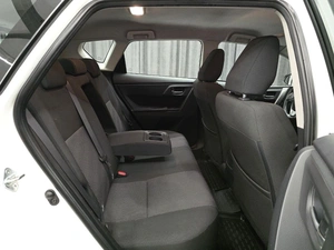 Хетчбэк Toyota Auris 2013 года, 1150000 рублей, Красноярск